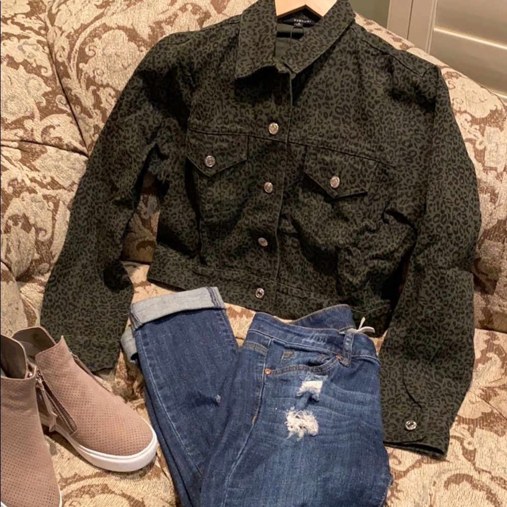 New Olive Animal Printed Crop Jean Jacket - Picture 3 of 6